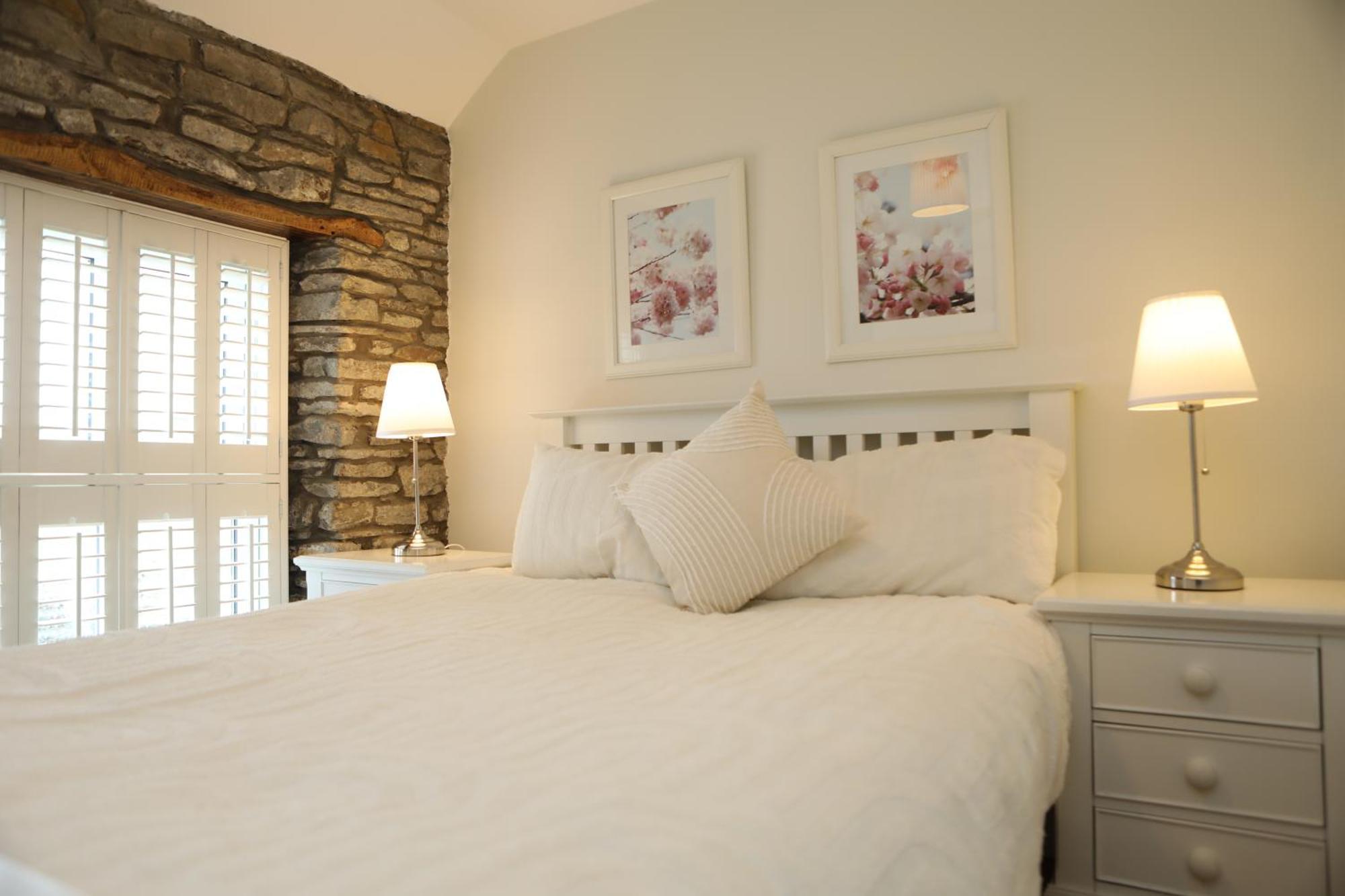 The Cosy Cottage Retreat! Perfect For Contractors, Relocators, Getaway Лантрисант Екстериор снимка